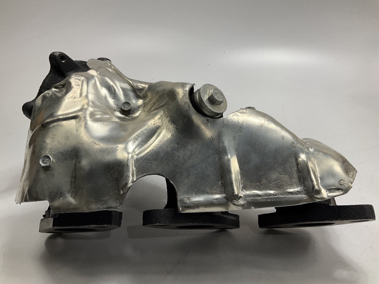 Dorman 674-431 Left Exhaust Manifold For 1997-00 INFINITI QX4, Pathfinder