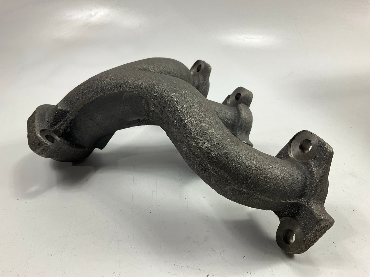 Dorman 674-451 Front Exhaust Manifold  For 1998-2000 Ford Windstar 3.0L V6 OHV