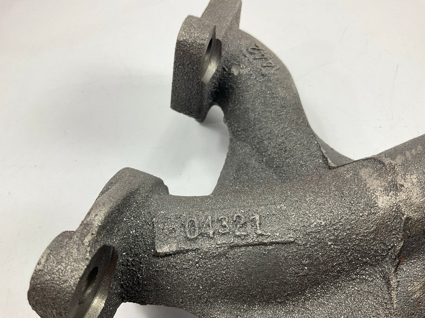 Dorman 674-451 Front Exhaust Manifold  For 1998-2000 Ford Windstar 3.0L V6 OHV