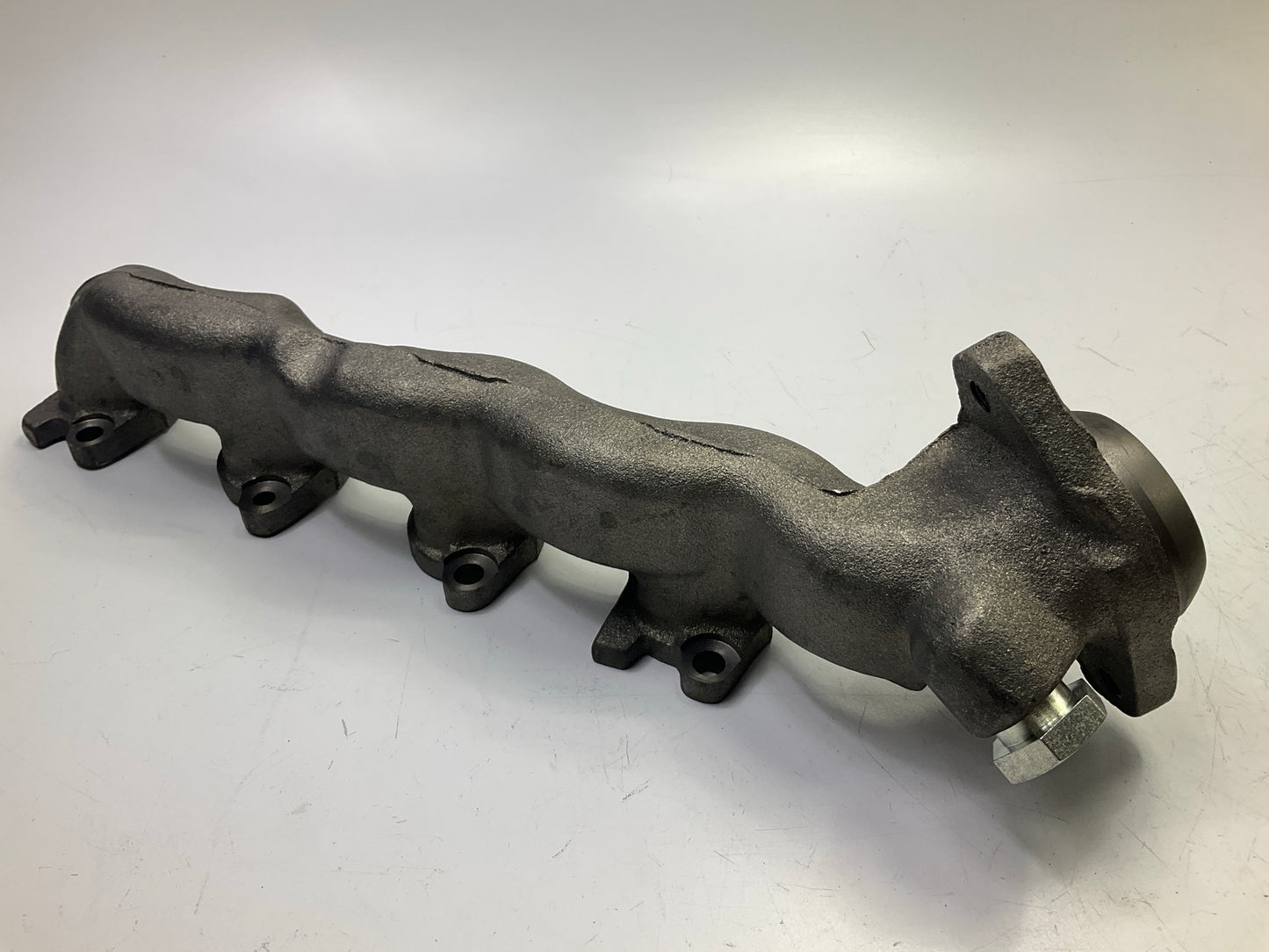 Dorman 674-557 Right Exhaust Manifold 1995-2005 Crown Victoria, Town Car