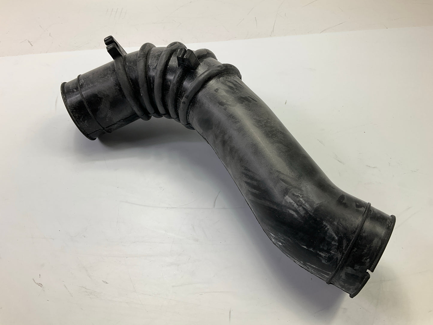 Dorman 696-702 Engine Air Intake Hose For 1996 Toyota Camry 2.2L-L4