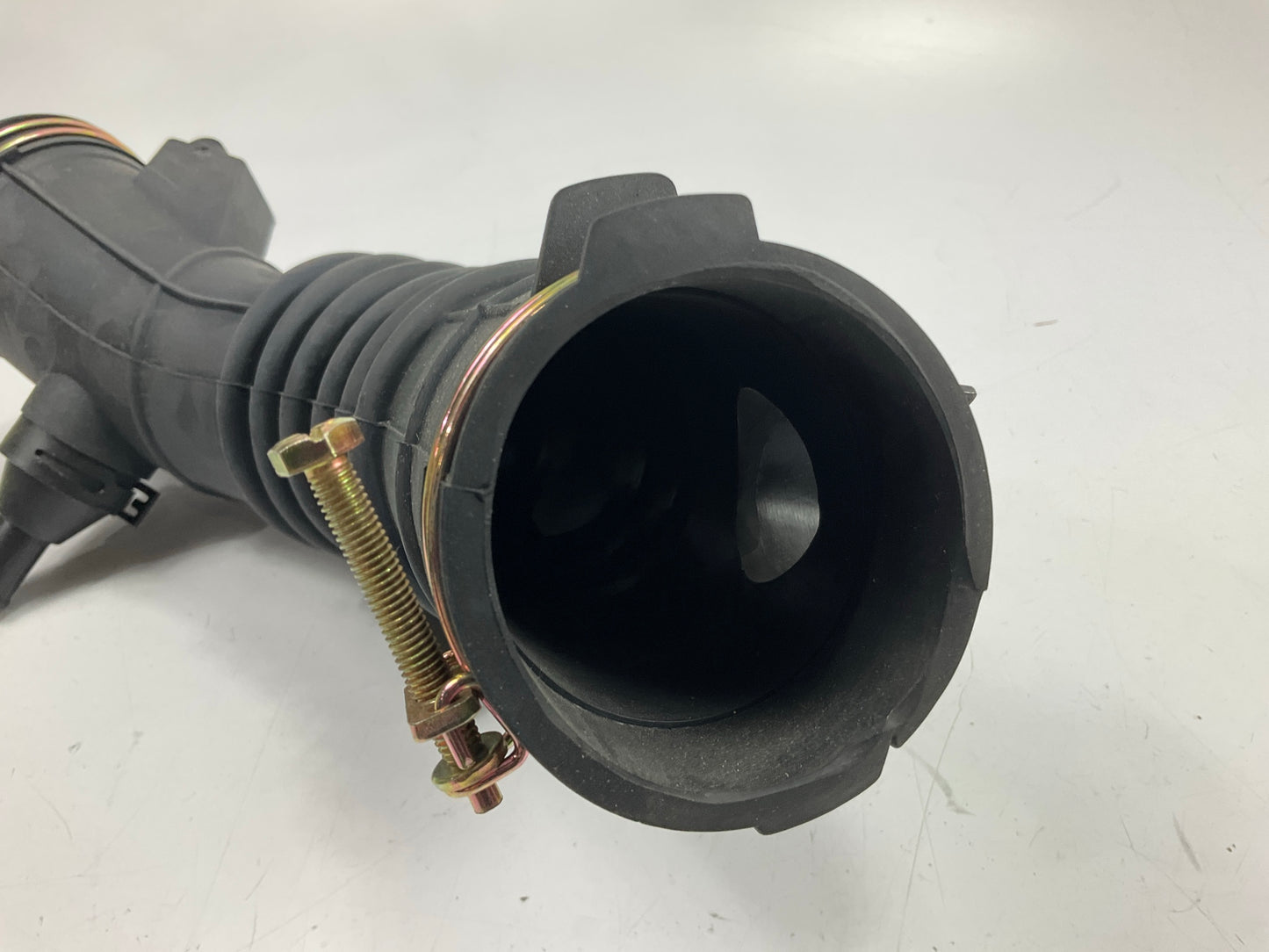 Dorman 696-723 Air Intake Hose 02-06 Camry 04-08 Solara 2.4L 4-Cylinder