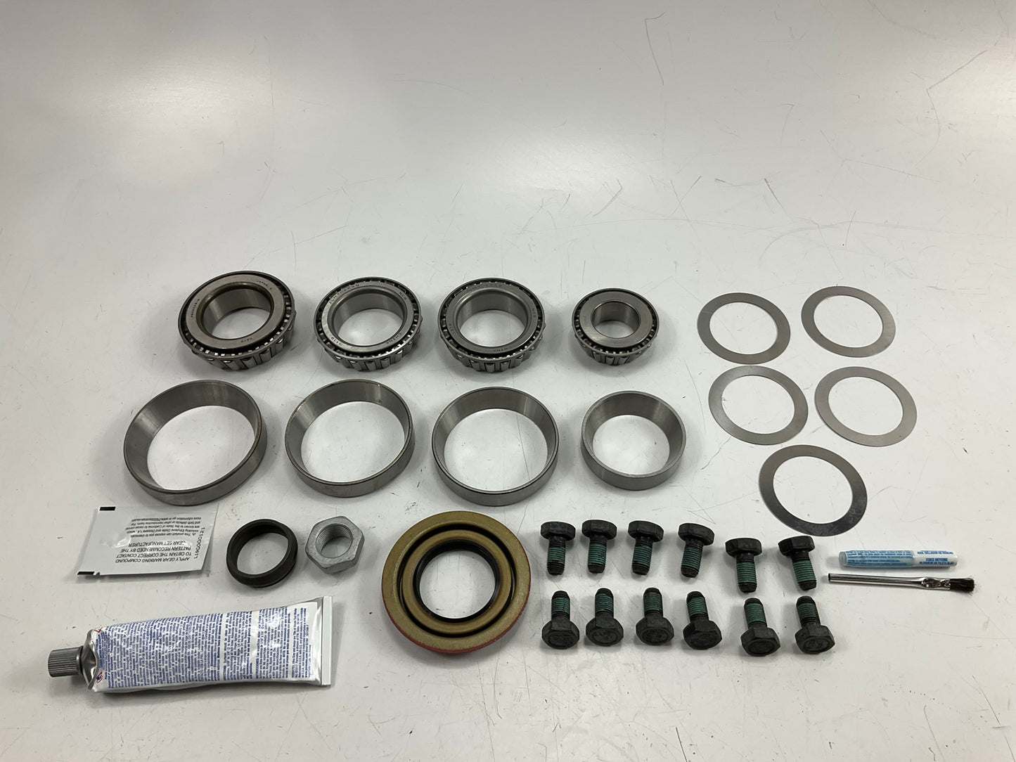 Dorman 697-108 Rear Differential Bearing Kit 723A004, 723A004A, R9.25RMK