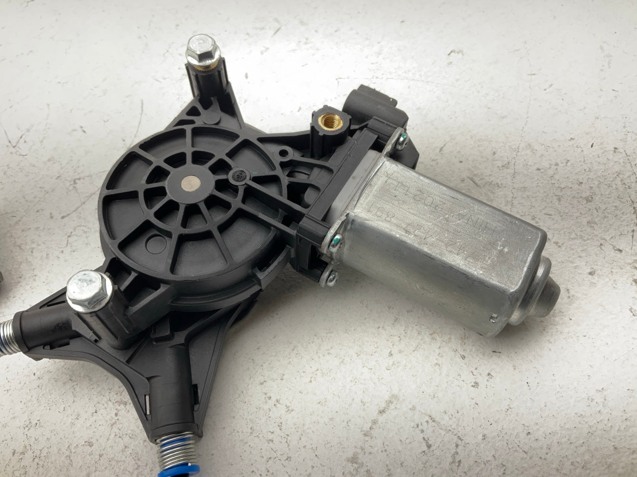 Dorman 741-074 Rear Right Power Window Motor And Regulator Assembly