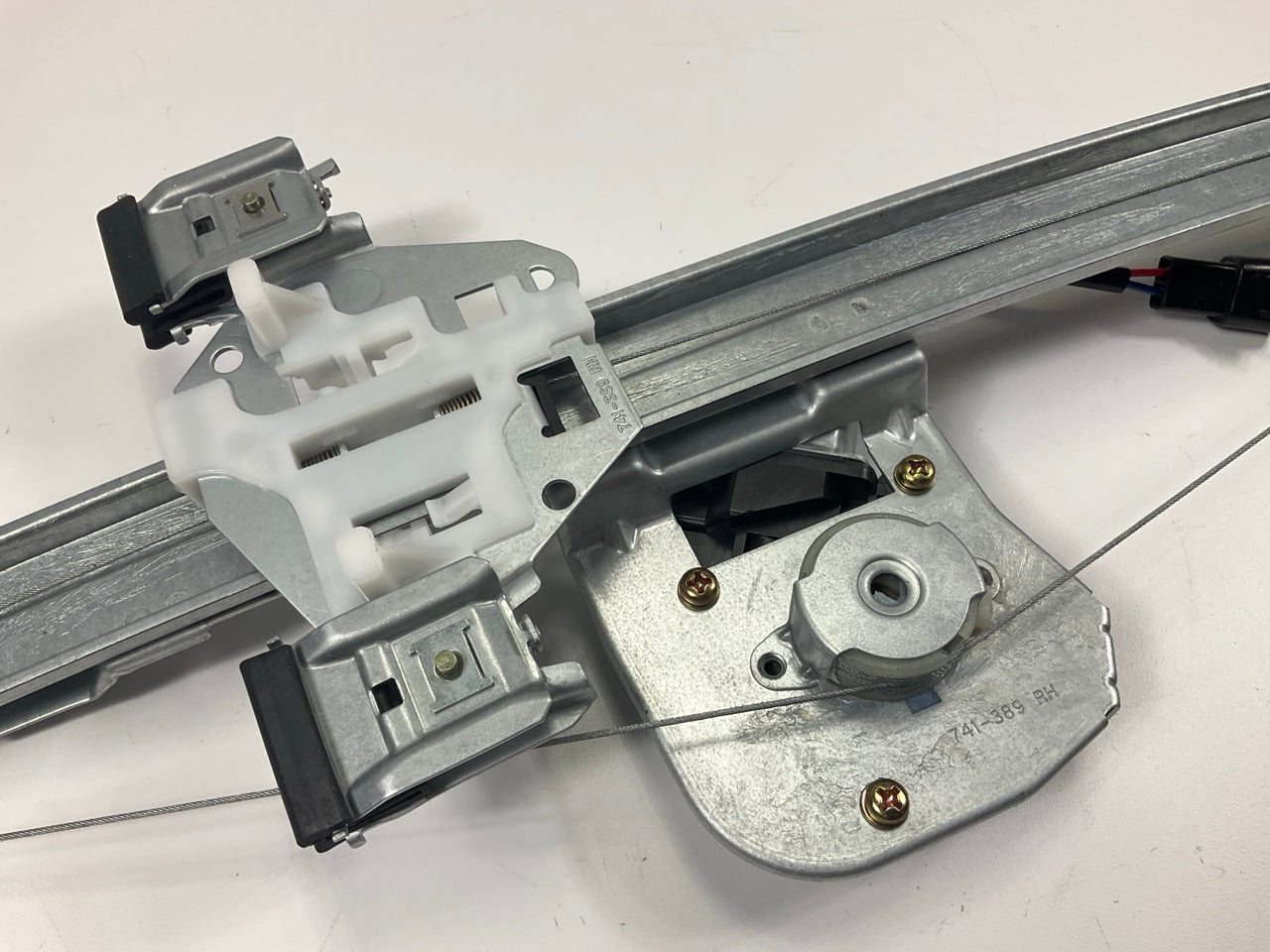 Dorman 741-389 Rear Right Power Window Motor And Regulator Assembly