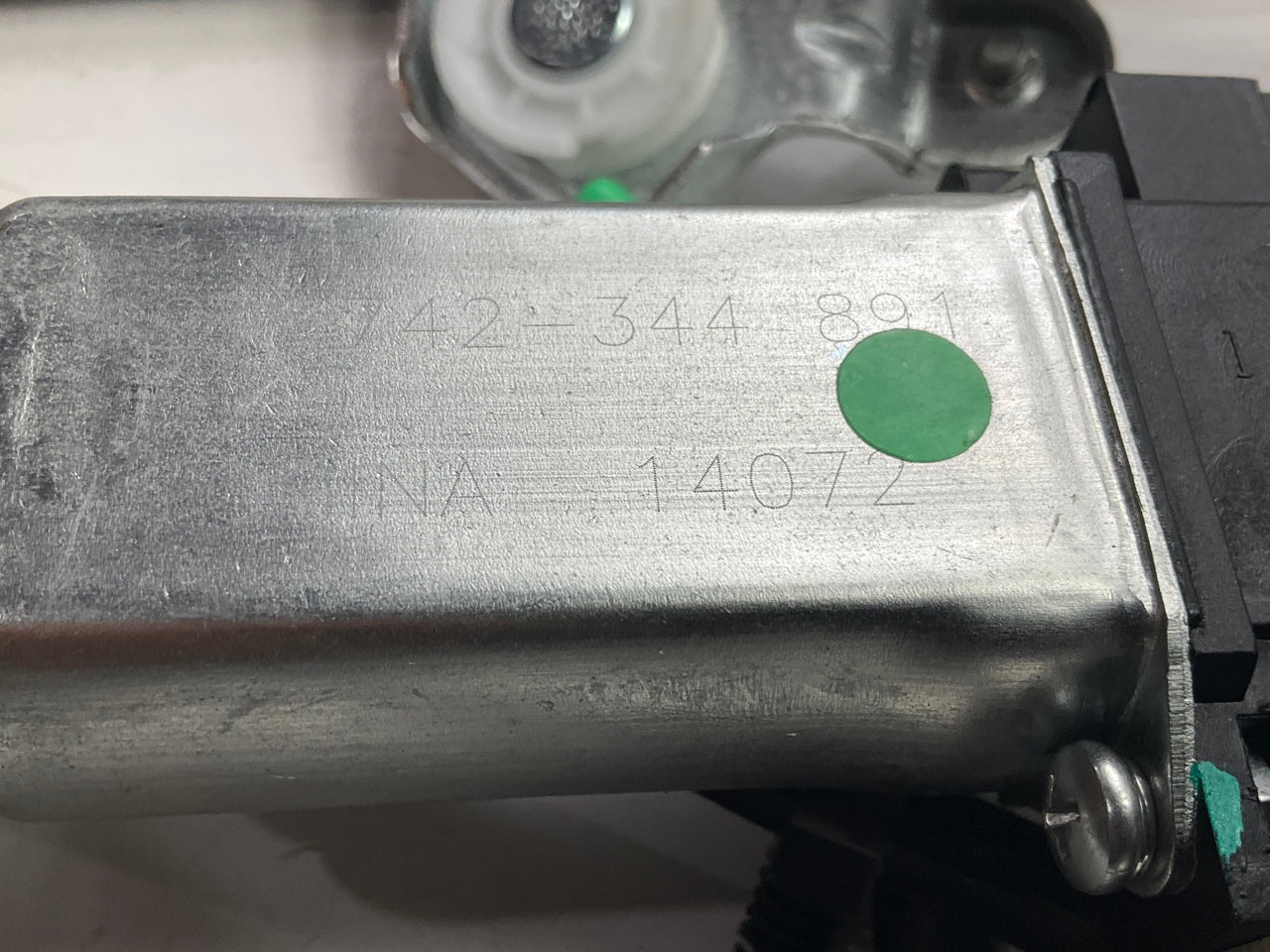 Dorman 741-550 Front Left Power Window Motor & Regulator