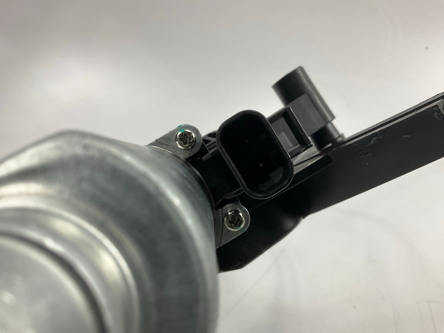 Dorman 741-645 Front Right Power Window Motor And Regulator Assembly