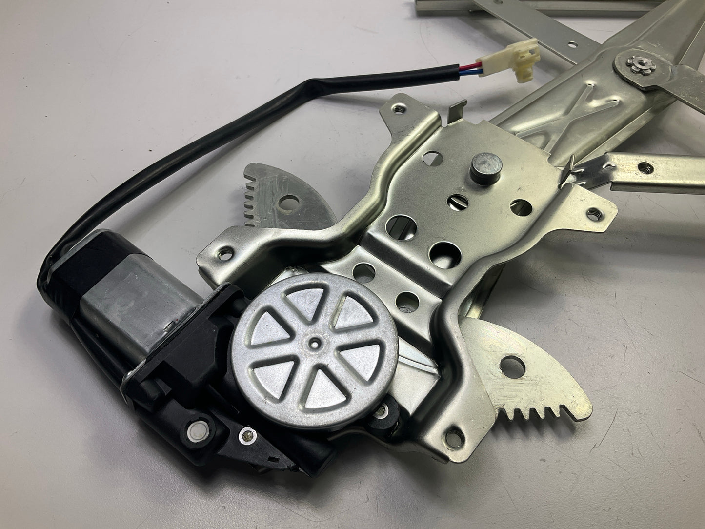 Dorman 741-830 Rear Right Power Window Motor & Regulator 97-01 Toyota Camry