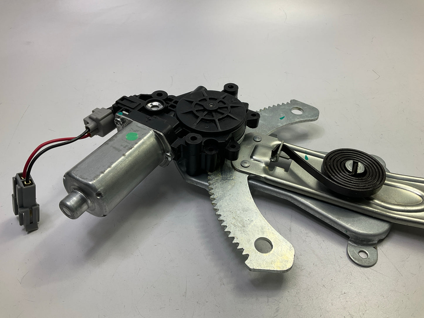 Dorman 741-870 Front Left Power Window Motor Regulator