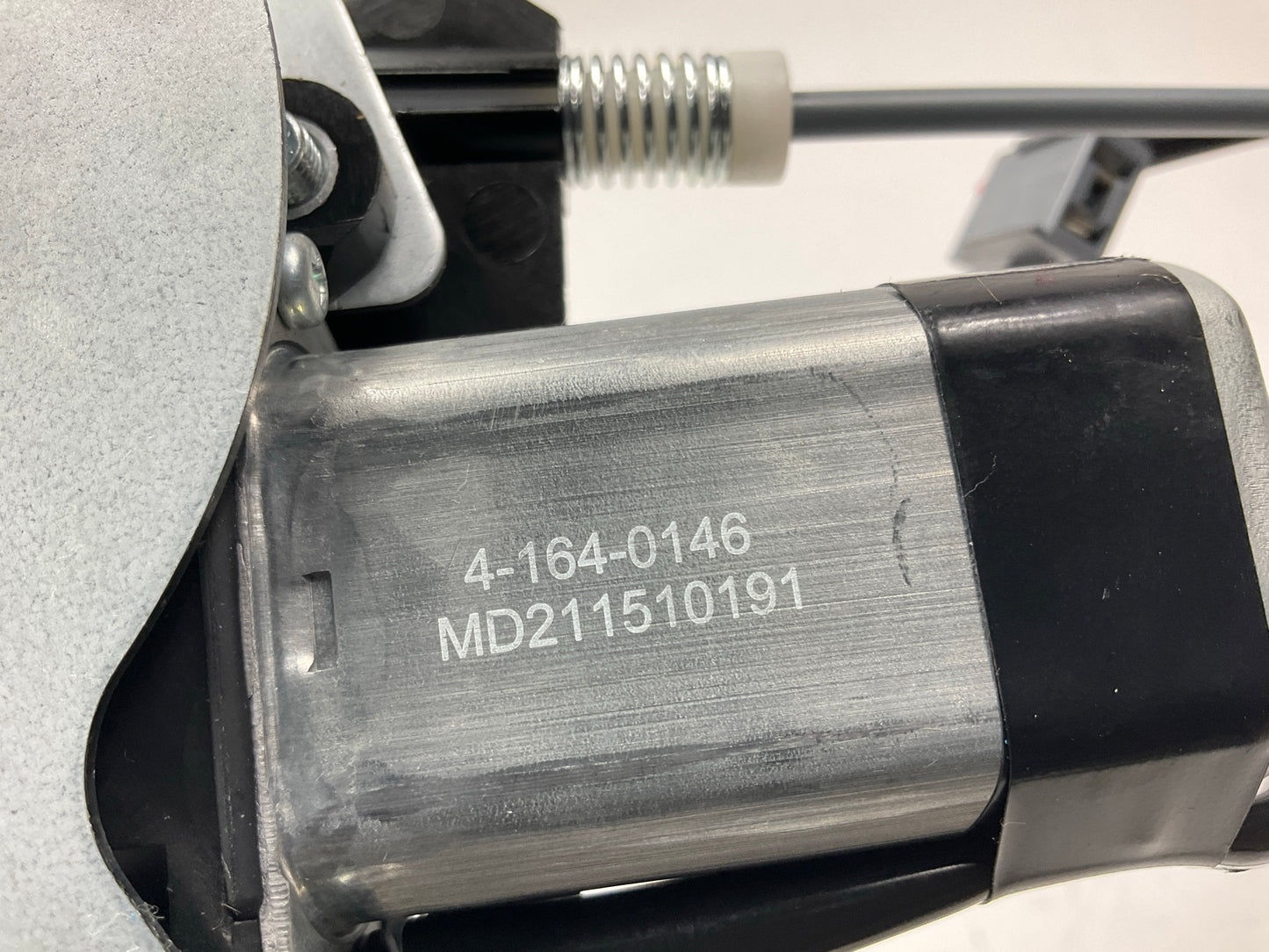 Dorman 748-507 Rear Right Power Window Motor And Regulator Assembly