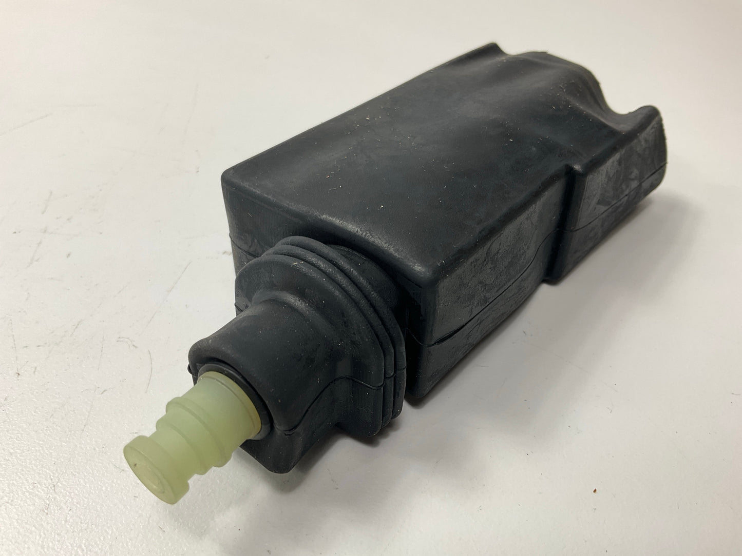 MISSING ONE ROD - Dorman 75645 Front Door Lock Actuator