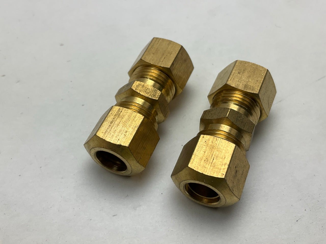 Dorman 800-142 Fuel Line Compression Union - 5/16'' Steel Line To Steel Connector