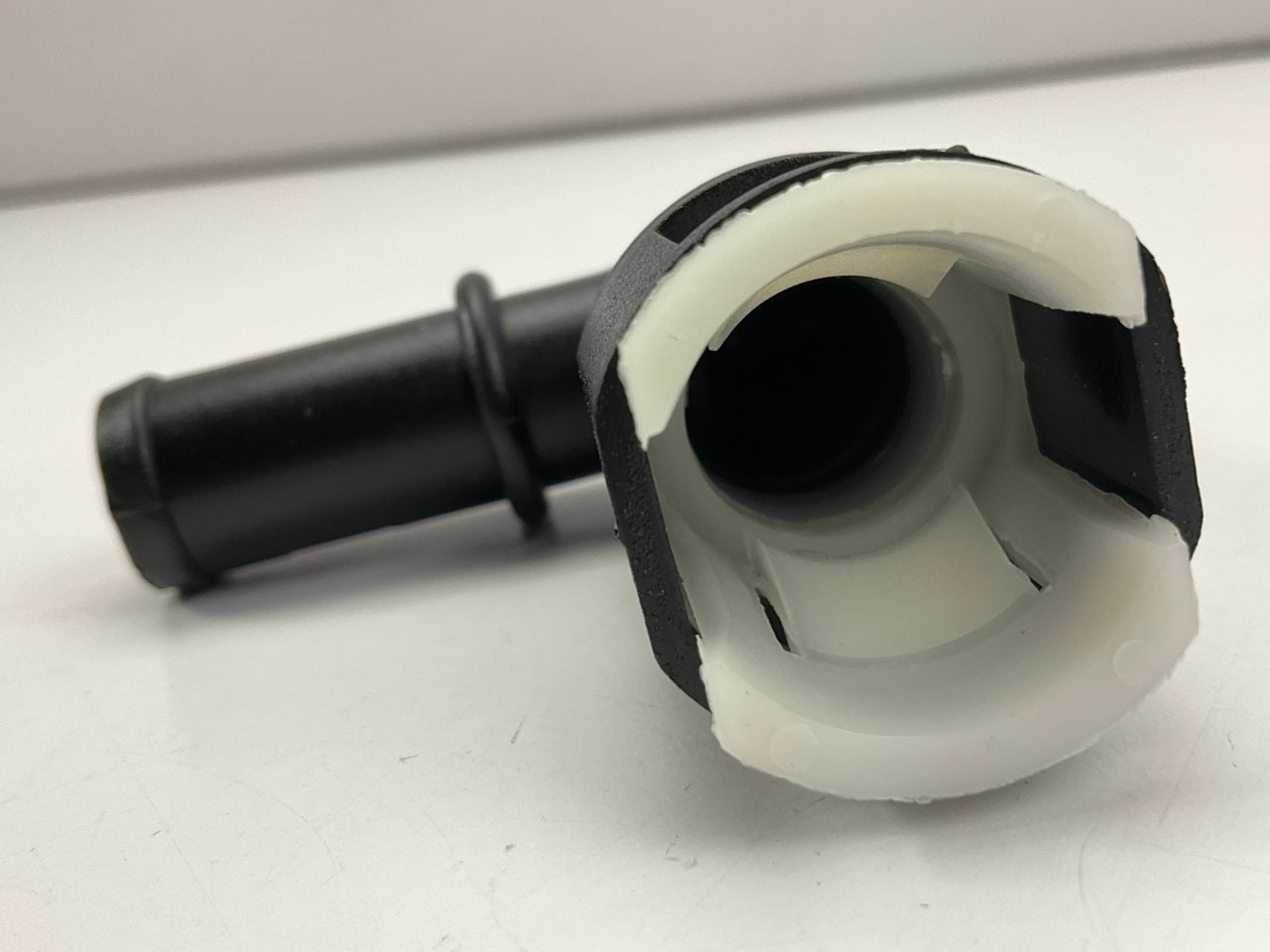 Dorman 800-416 Heater Hose Connector 5/8 X 5/8, 90 Degree Elbow