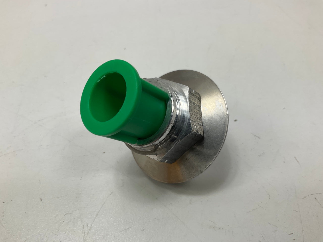 Dorman 800-622 Engine Oil Cooler Line Connector