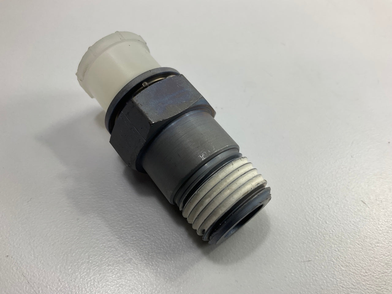Dorman 800-741 Engine Oil Cooler Line Connector