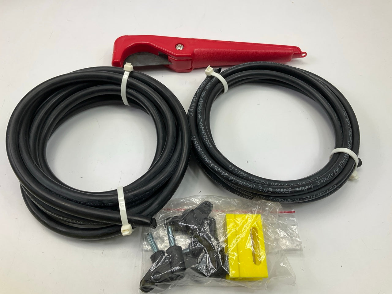 Dorman 801-600 Nylon Fuel Line Repair Kit Tech Tray