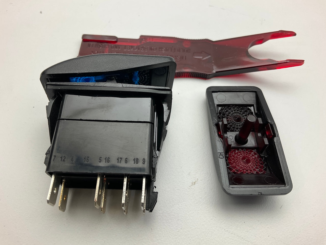 Dorman 84944 Clear Glow Rocker Switch, 20 Amp, With Red & Blue Covers