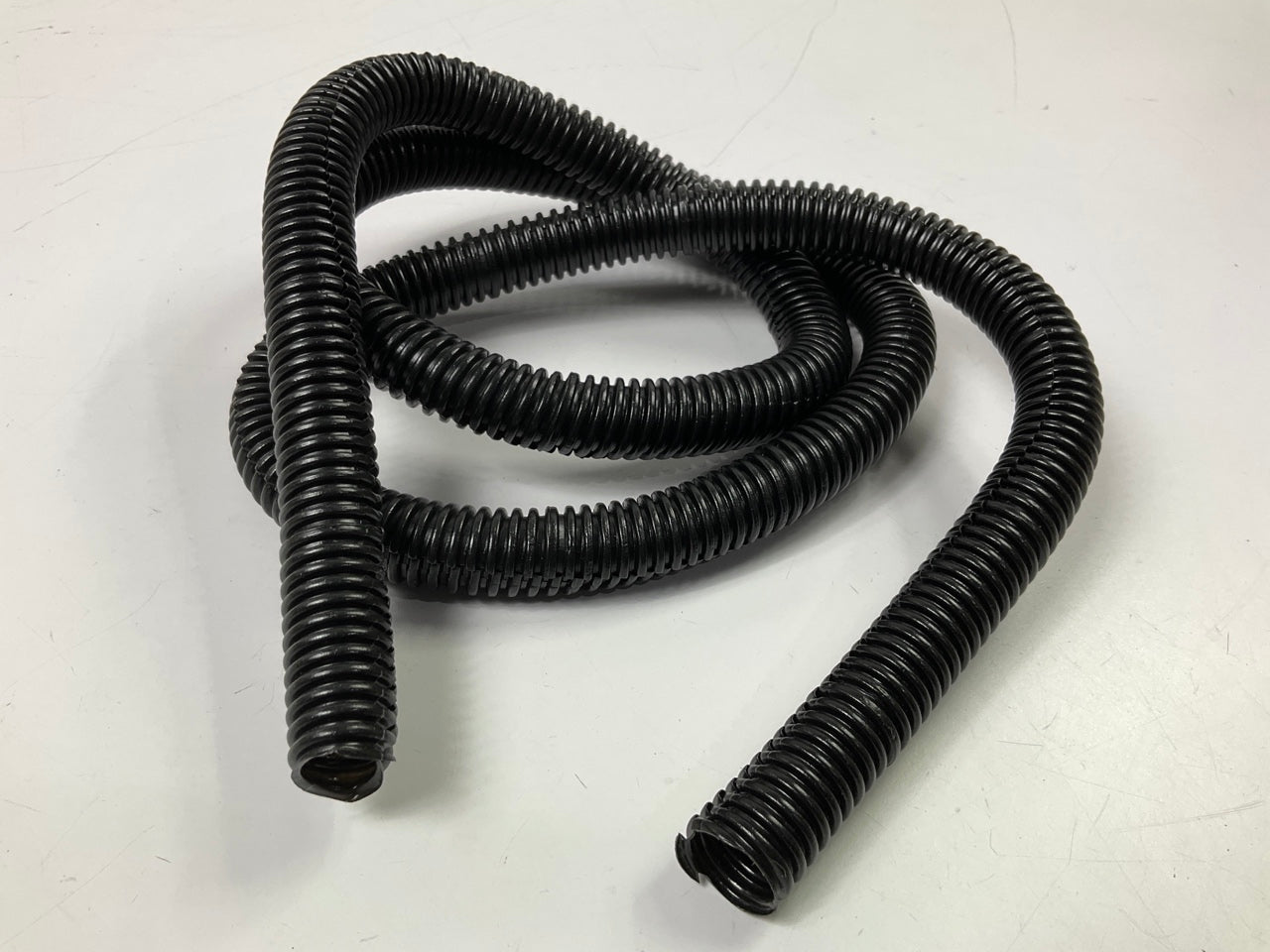 Dorman 85634 Black Flex Split Wire Conduit - 1/2'' X 4' Long