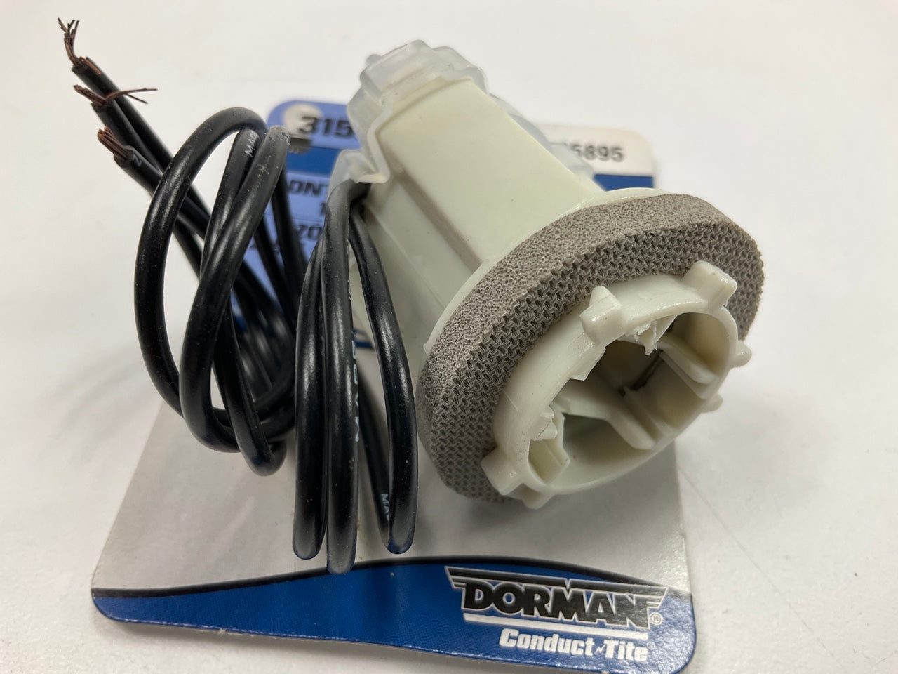 Dorman 85895 3-Wire Front / Rear Pigtail Socket Connector For 3157 Light Bulb