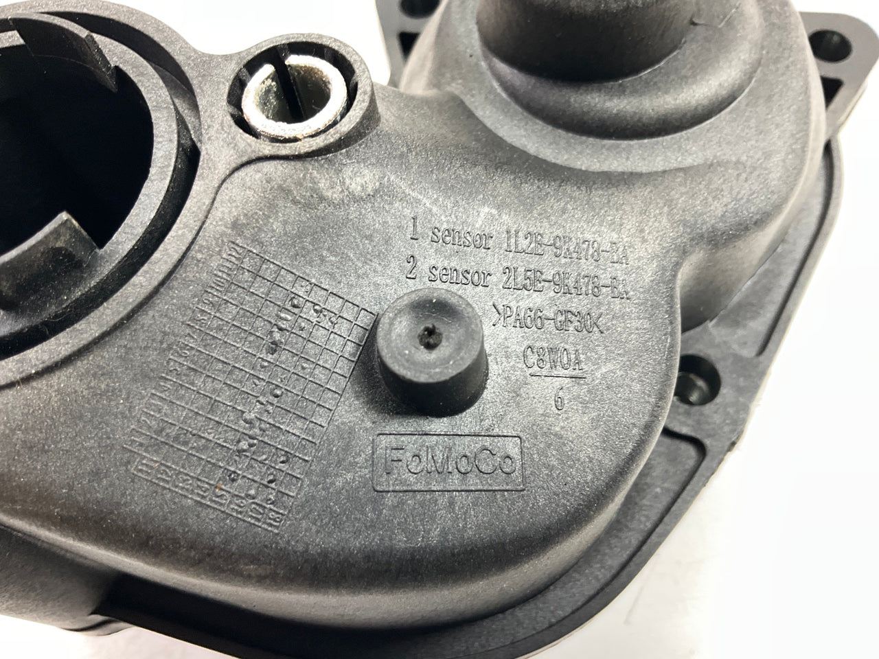 MISSING GASKET Dorman 902-060 Lower Engine Coolant Thermostat Housing