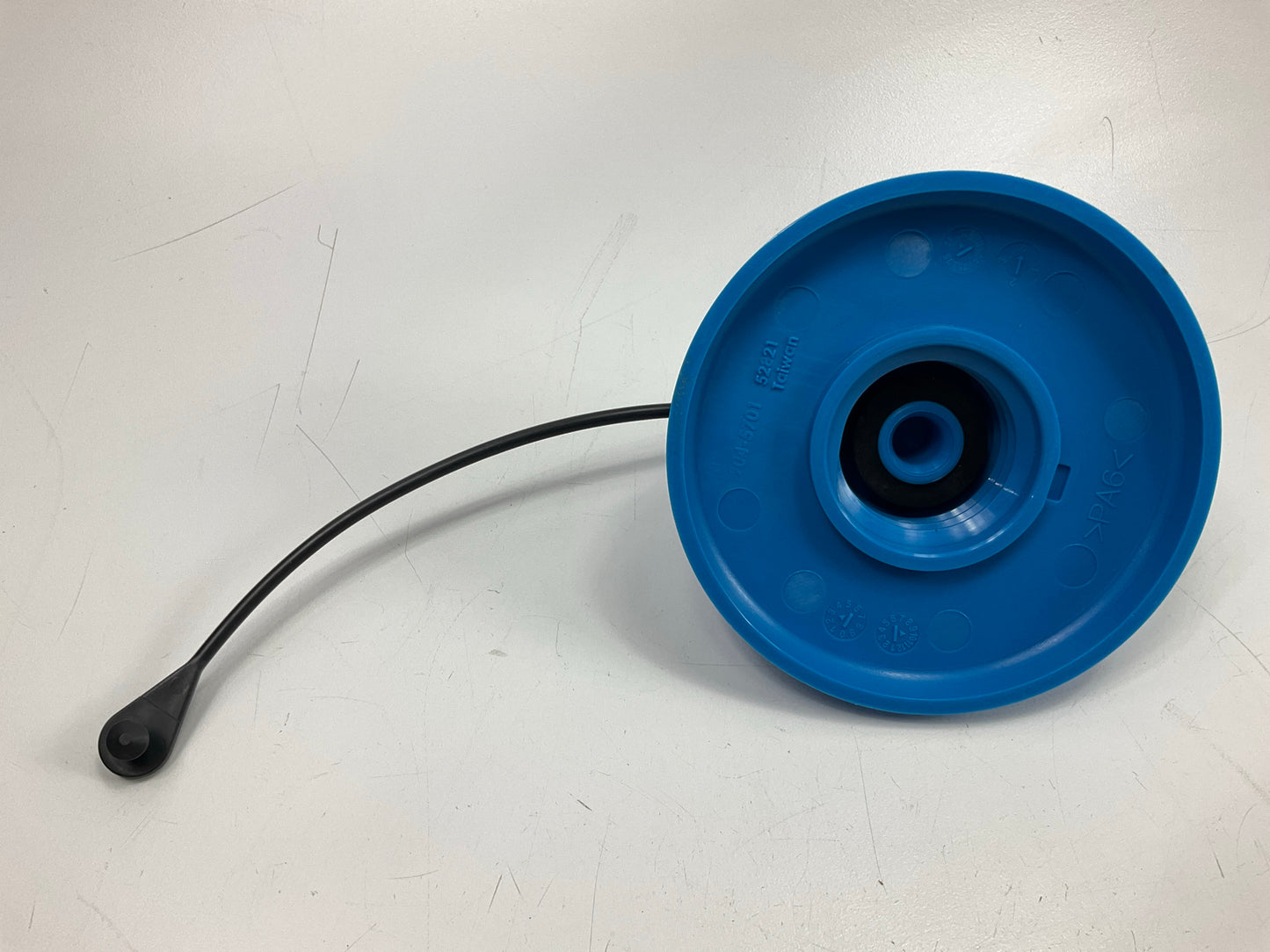 Dorman 904-5701 Diesel Exhaust Fluid (DEF) Filler Cap-Emissions Fluid Filler Cap