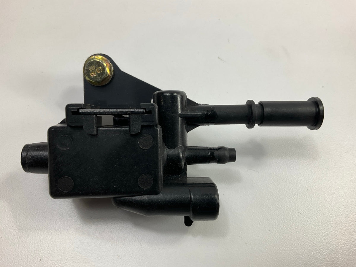 MISSING U-SHAPED PIPE Dorman 911-017 Vapor Canister Purge Valve