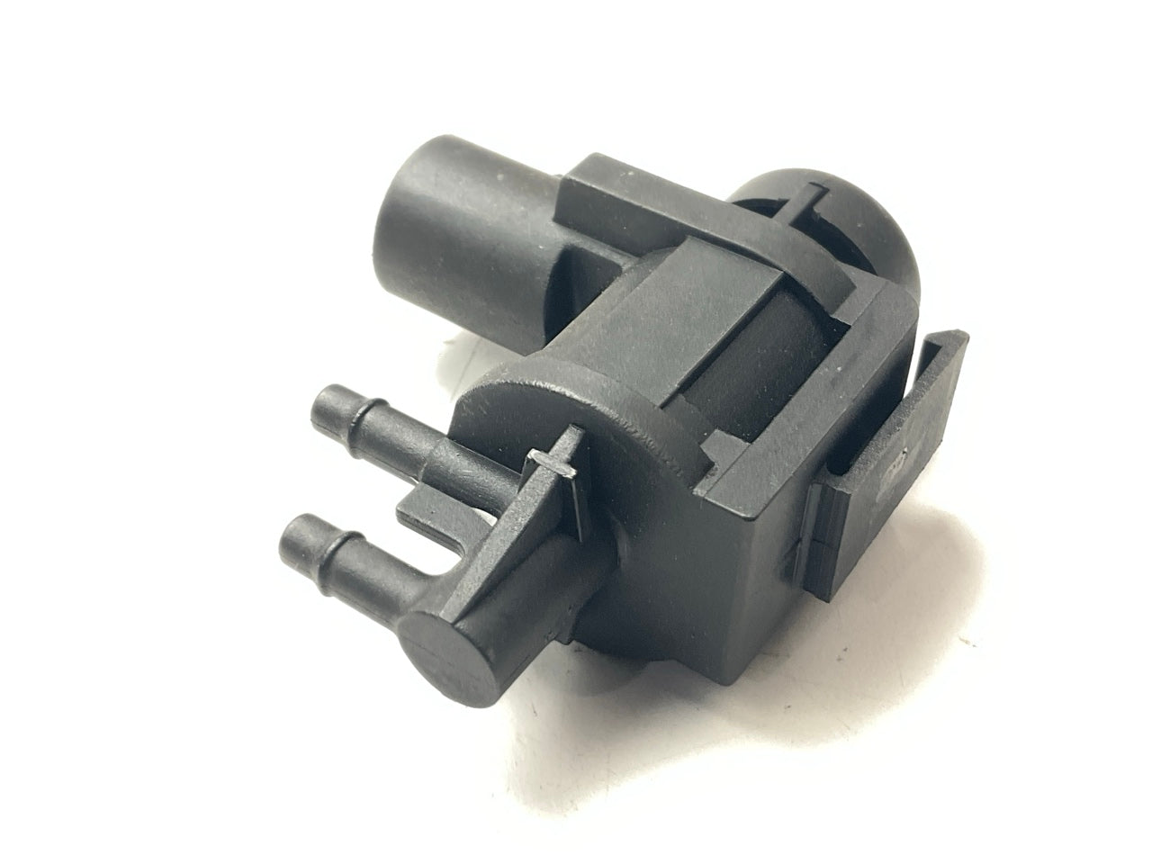 Dorman 911-156 (EGR) Vacuum And Evaporation Pressure Regulator Solenoid Valve