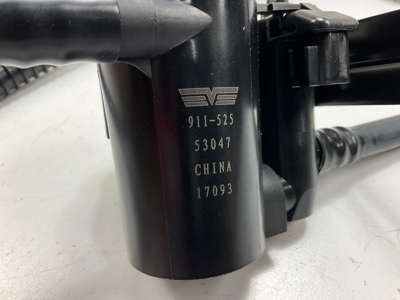 Dorman 911-525 Vapor Canister Vent Solenoid Valve 11-13 Silverado Sierra HYBRID