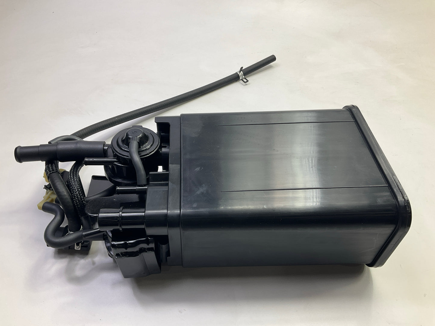 Dorman 911-636 Charcoal Fuel Vapor Canister 2000-2002 Prizm, Corolla