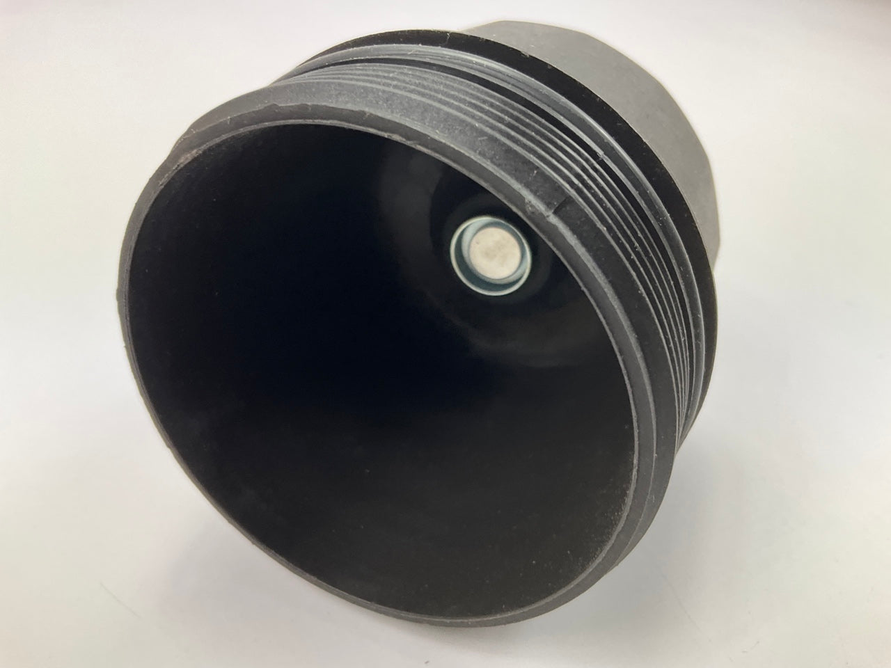 Dorman 917-017 Engine Oil Filter Housing Cap Cover