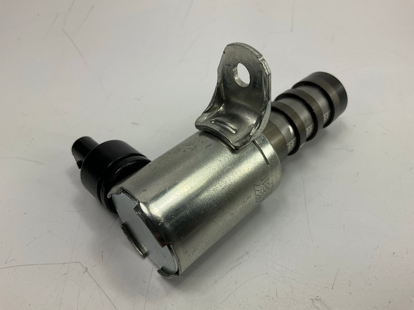 Dorman 917-197 Engine Variable Valve Timing (VVT) Solenoid