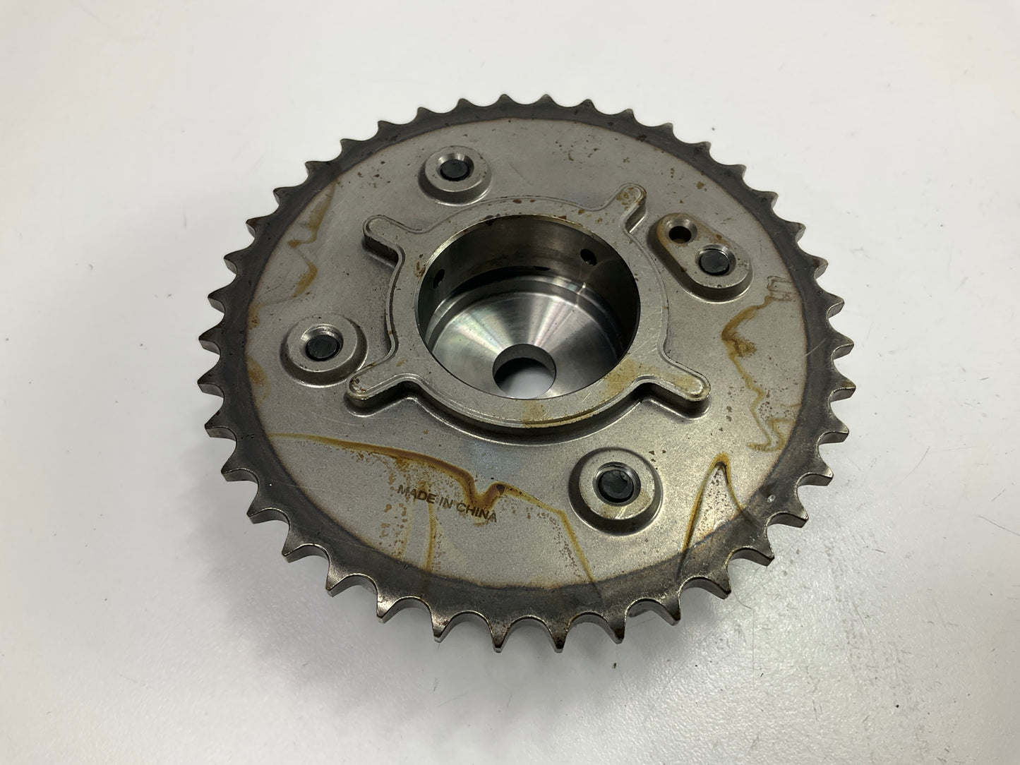 MISSING HARDWARE Dorman 917-253 Engine Sprocket And Camshaft Phaser