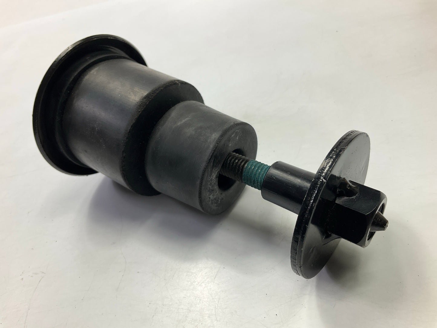 Dorman 924-057 Body Mount Set