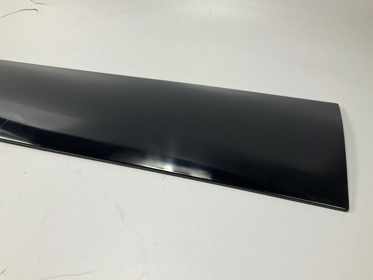 Dorman 924-091 Rear Hatch Lift Gate Panel Moulding For 02-05 Ford Explorer