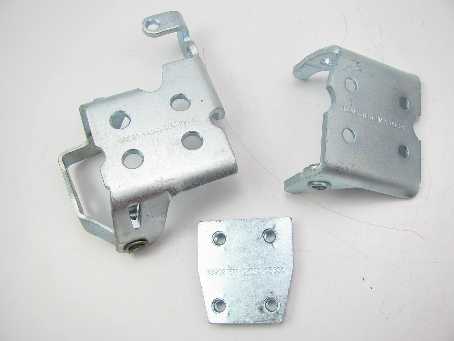 Dorman 924-110 Door Hinge - Front Left