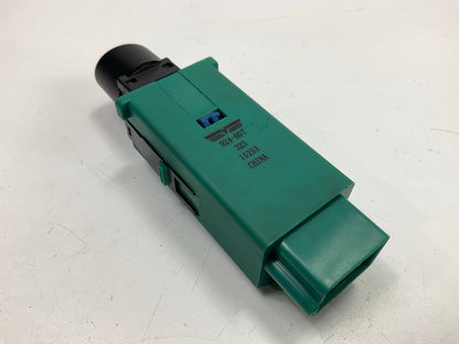 Dorman 924-607 Hazard Warning Switch  For 2002-2005 Saturn Vue