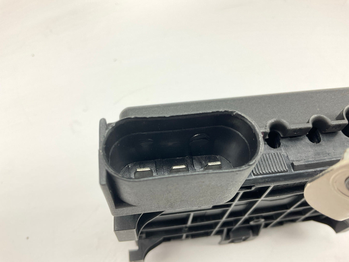 Dorman 924-680 High Voltage Power Fuse Box