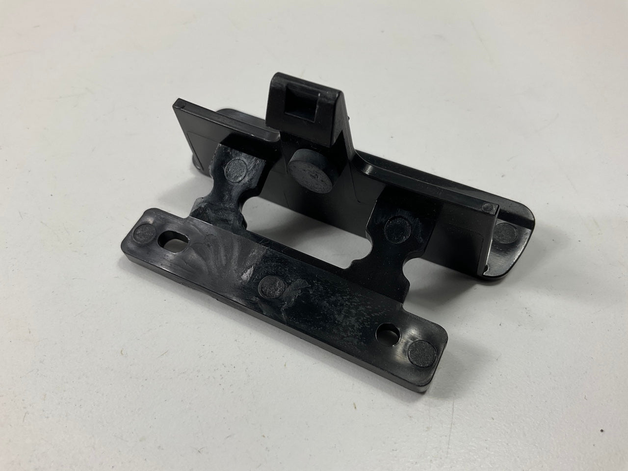 Dorman 924-810CD Center Console Latch