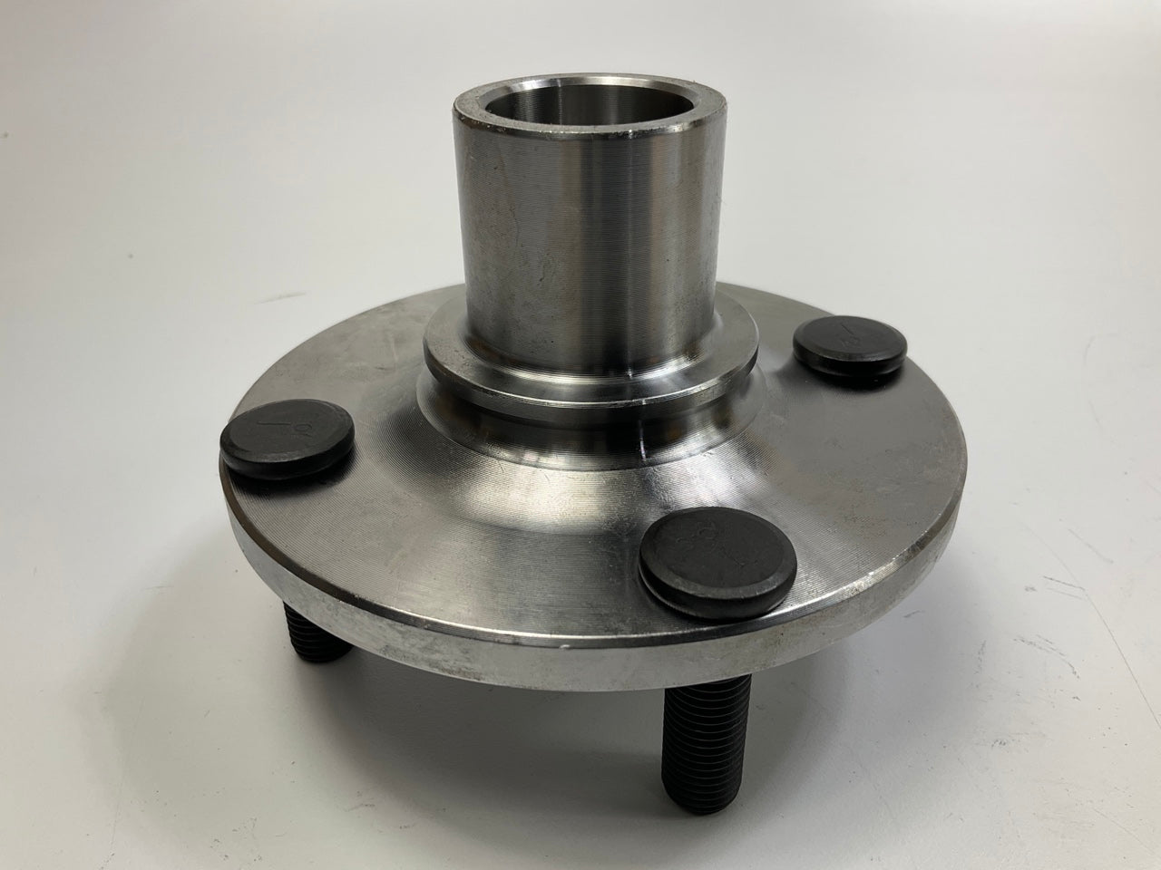 Dorman 930-550 Wheel Hub