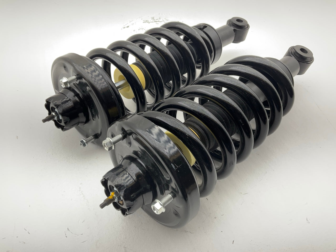 Dorman 949-511 Front & Rear Struts Air To Coil Spring Conversion Kit