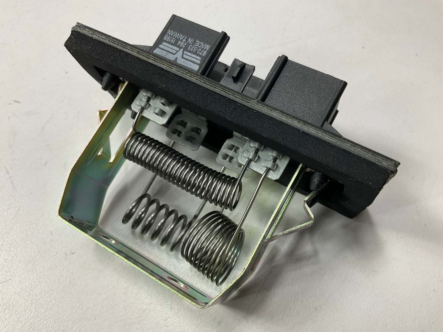 Dorman 973-523 HVAC Blower Motor Resistor W/ O Harness And Connectors
