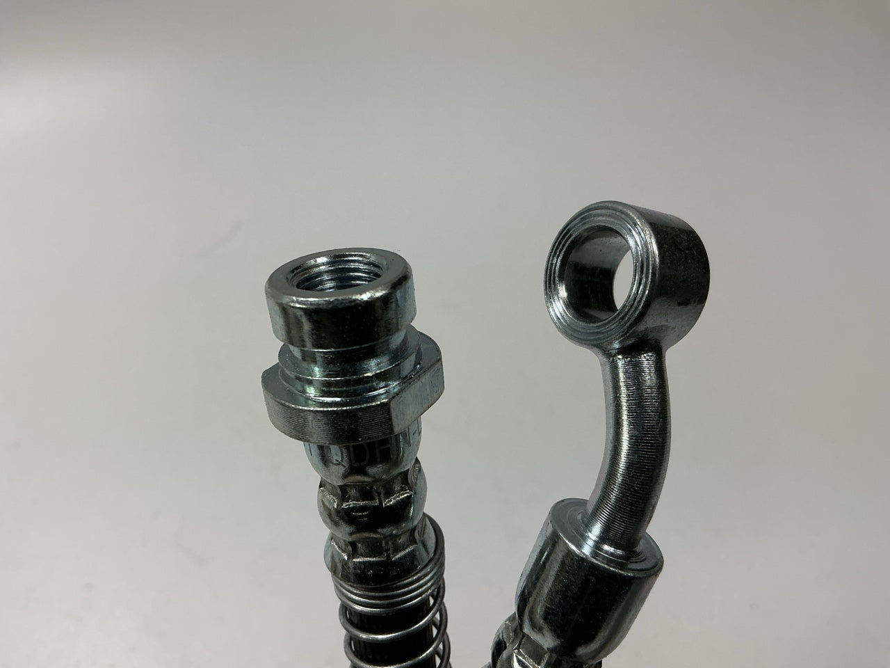 Dorman H620718 Rear Right Brake Hose For 2000-2006 Nissan Sentra W/ Drum Brakes