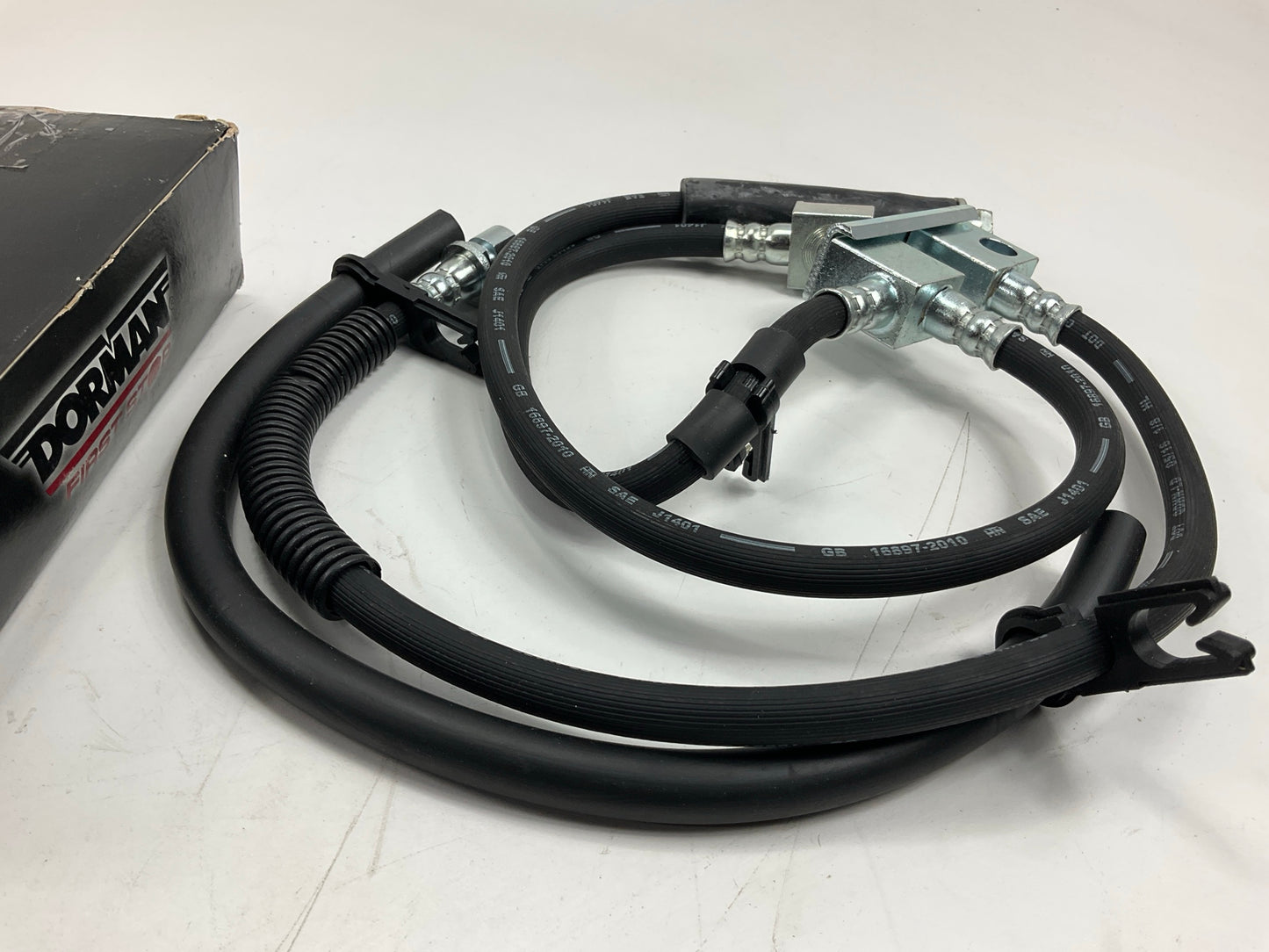 Dorman H621405 Rear Brake Hose - 2010-2013 Ford E-150, E-250, 08-13 E-350 SD