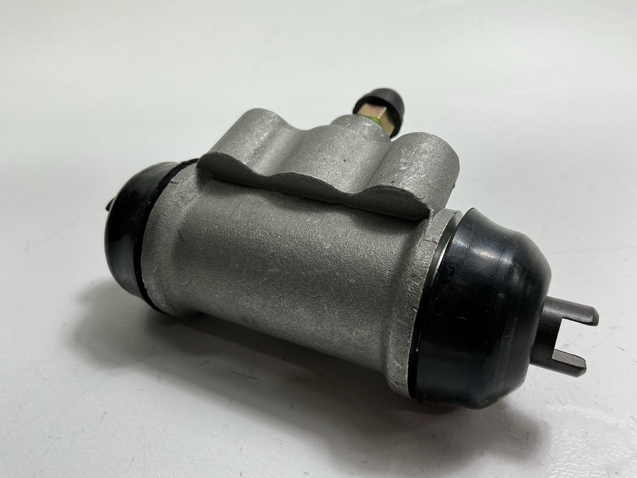 Dorman W370034 Rear Drum Brake Wheel Cylinder For 94-00 Kia Sephia 00-01 Spectra