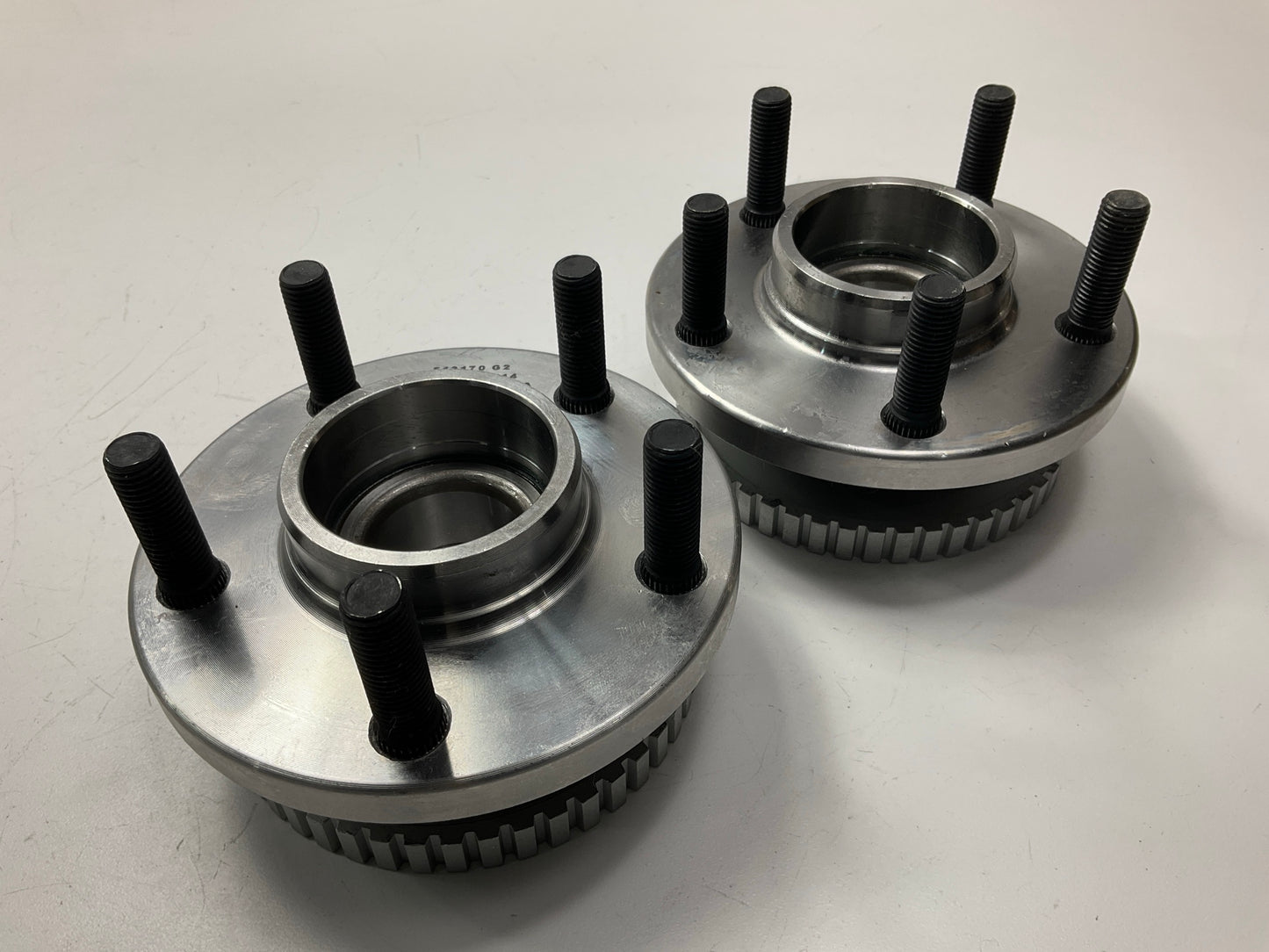 (2) Drive Works 513170 Front Wheel Hub Bearings 1991-1995 Volvo 940, 1992-94 960