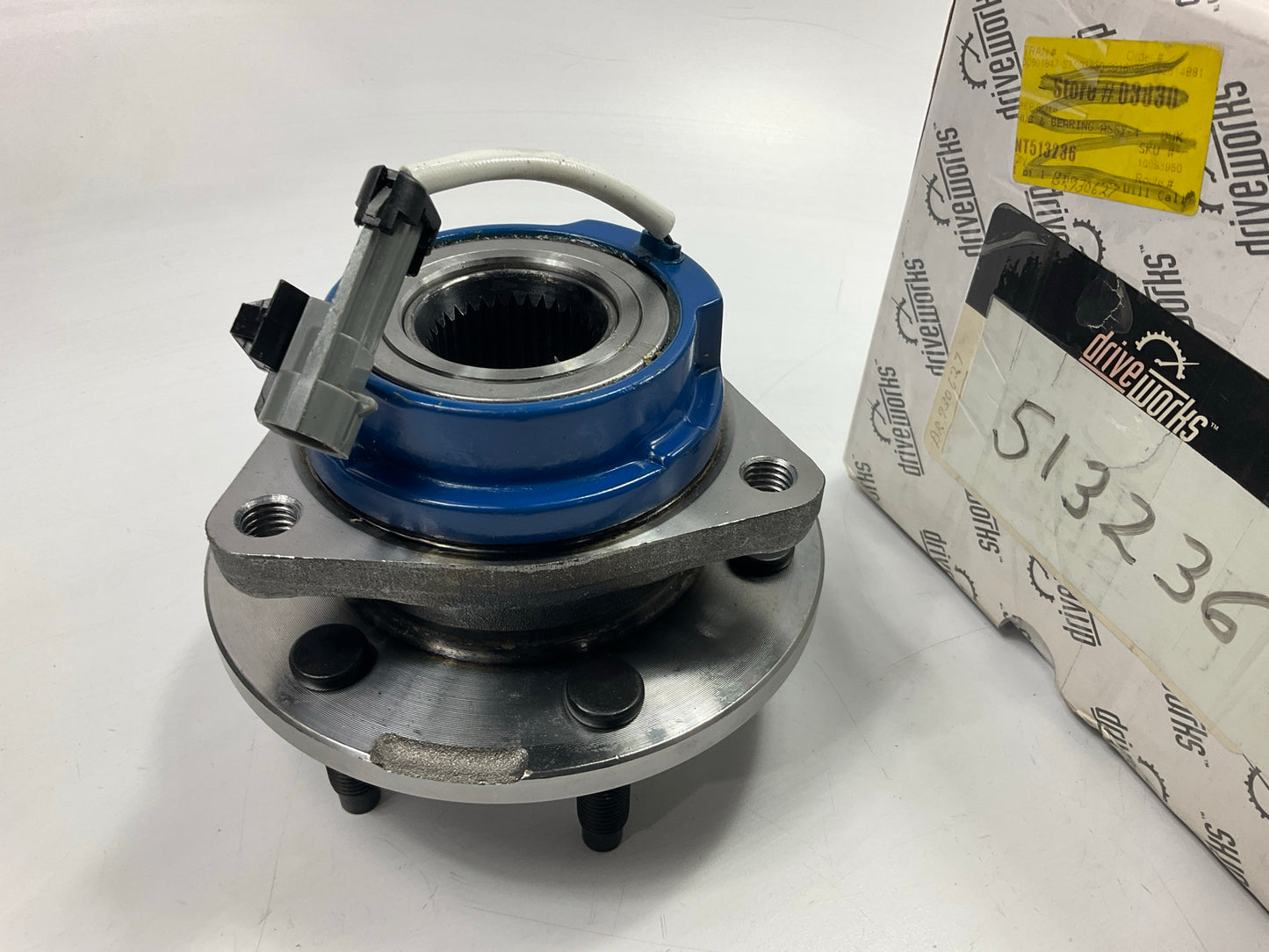 Drive Works 513236 Front Wheel Bearing And Hub Assembly