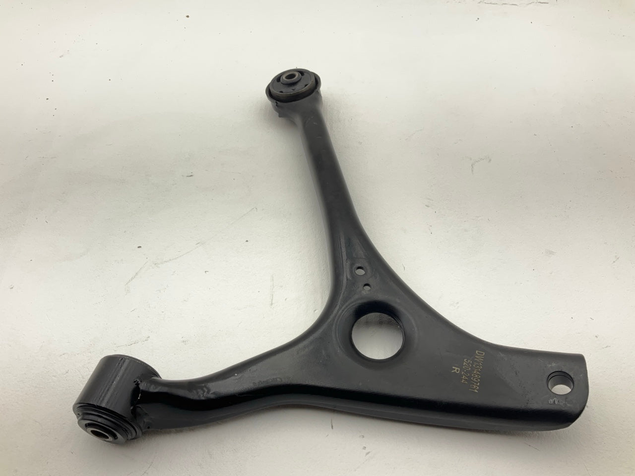 Drive Works 520-244 Front Right Lower Control Arm 98-07 Ford Taurus, 98-05 Sable