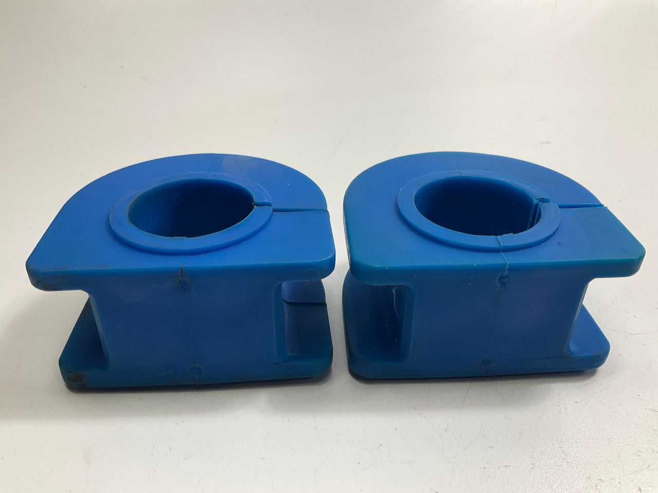 Drive Works DW-K6476B Front Bushing Stabilizer Sway Bar Bushing Kit,
