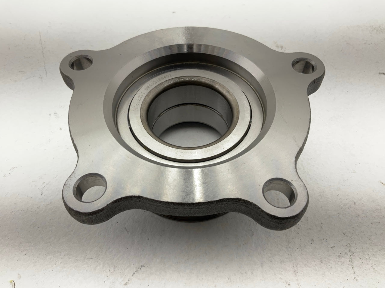 Drive Works NT512211 Rear Wheel Bearing Hub For 2001-2007 Toyota Sequoia