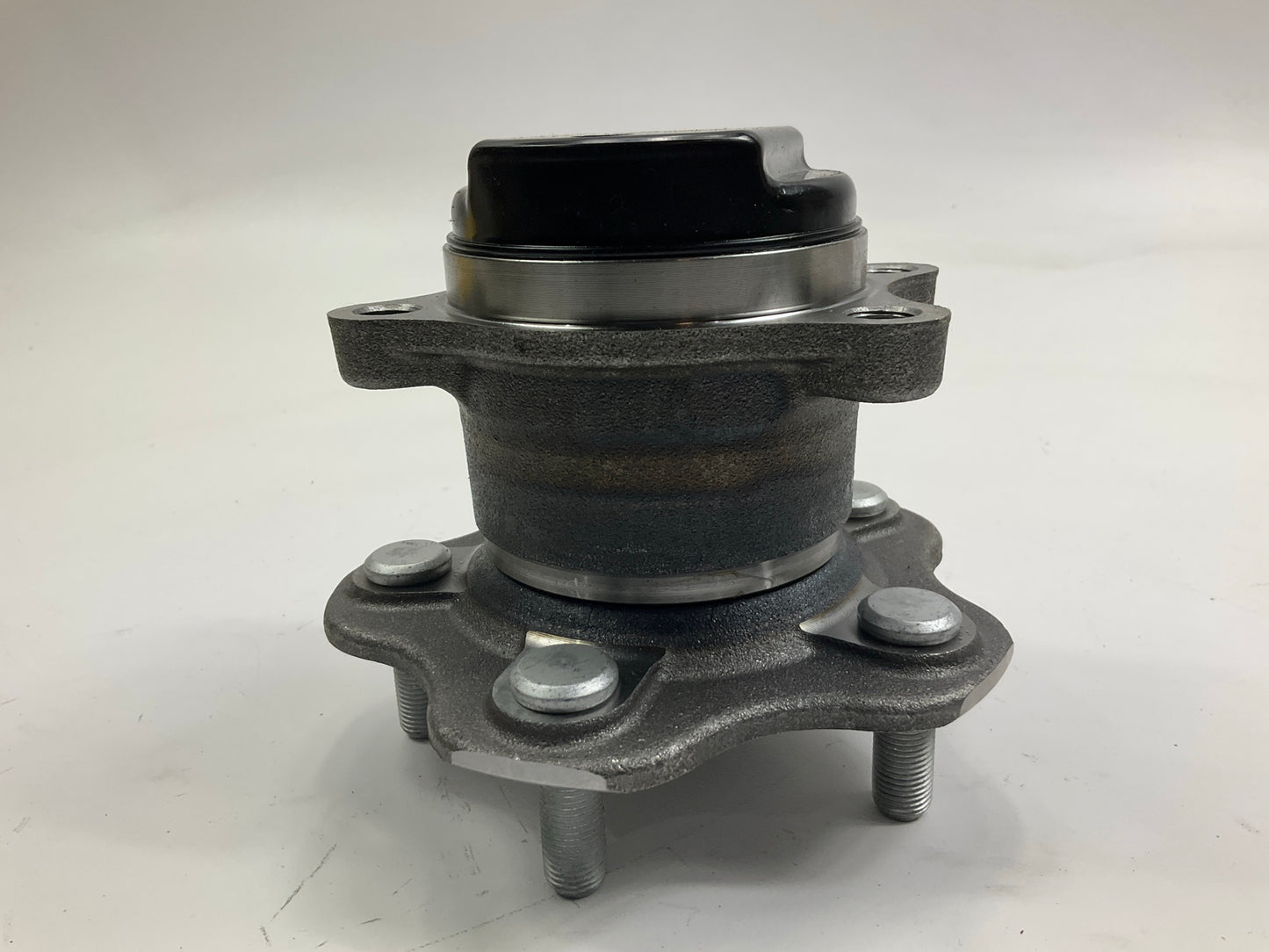Drive Works NT512398 Rear Wheel Bearing Hub For 2008-2013 Nissan Rogue